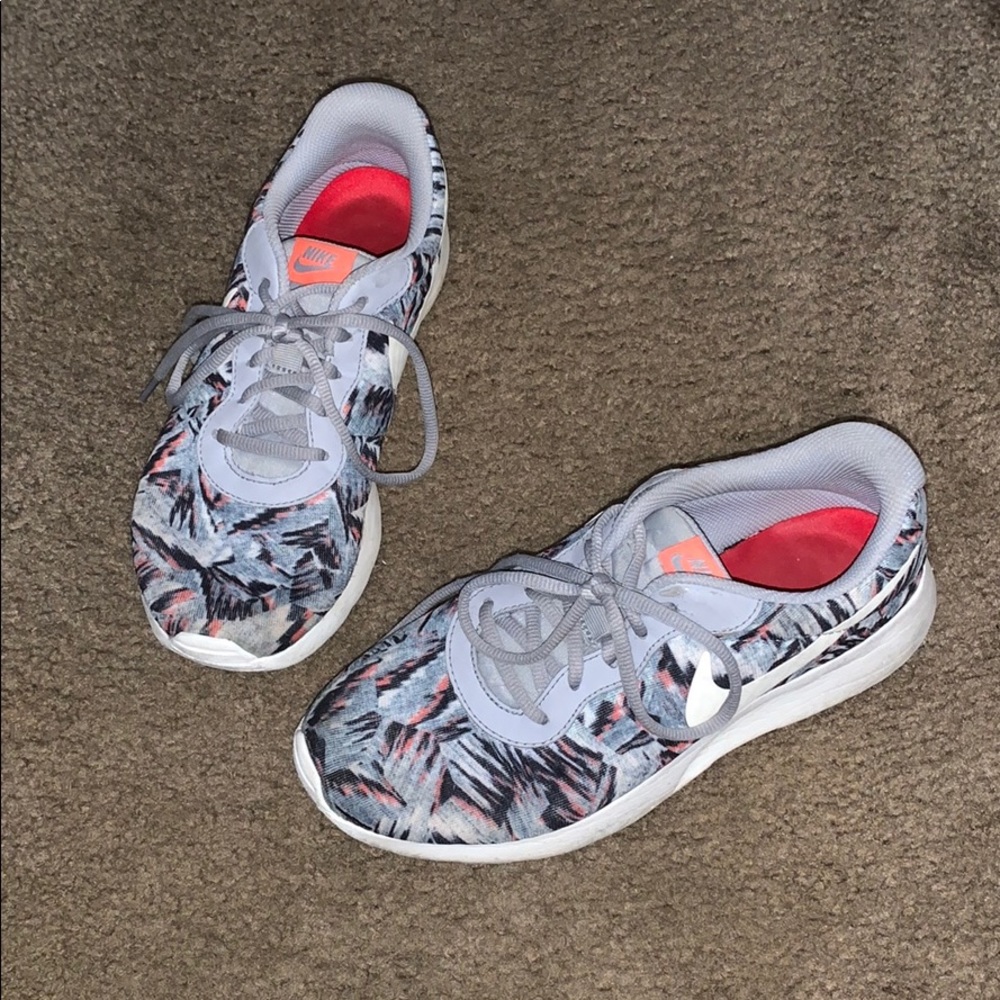 Nike shoes
